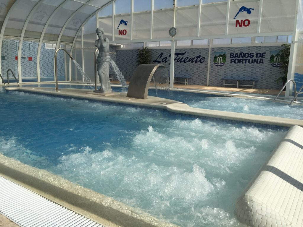 Piscina-2-scaled-1-1024x768